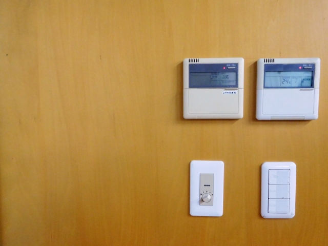 失敗しない！学校・塾のエアコン選び方ガイド1